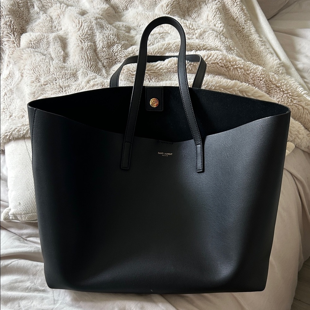 Saint Laurent Black Leather Tote with Gold Logo - Picture 3 of 4
